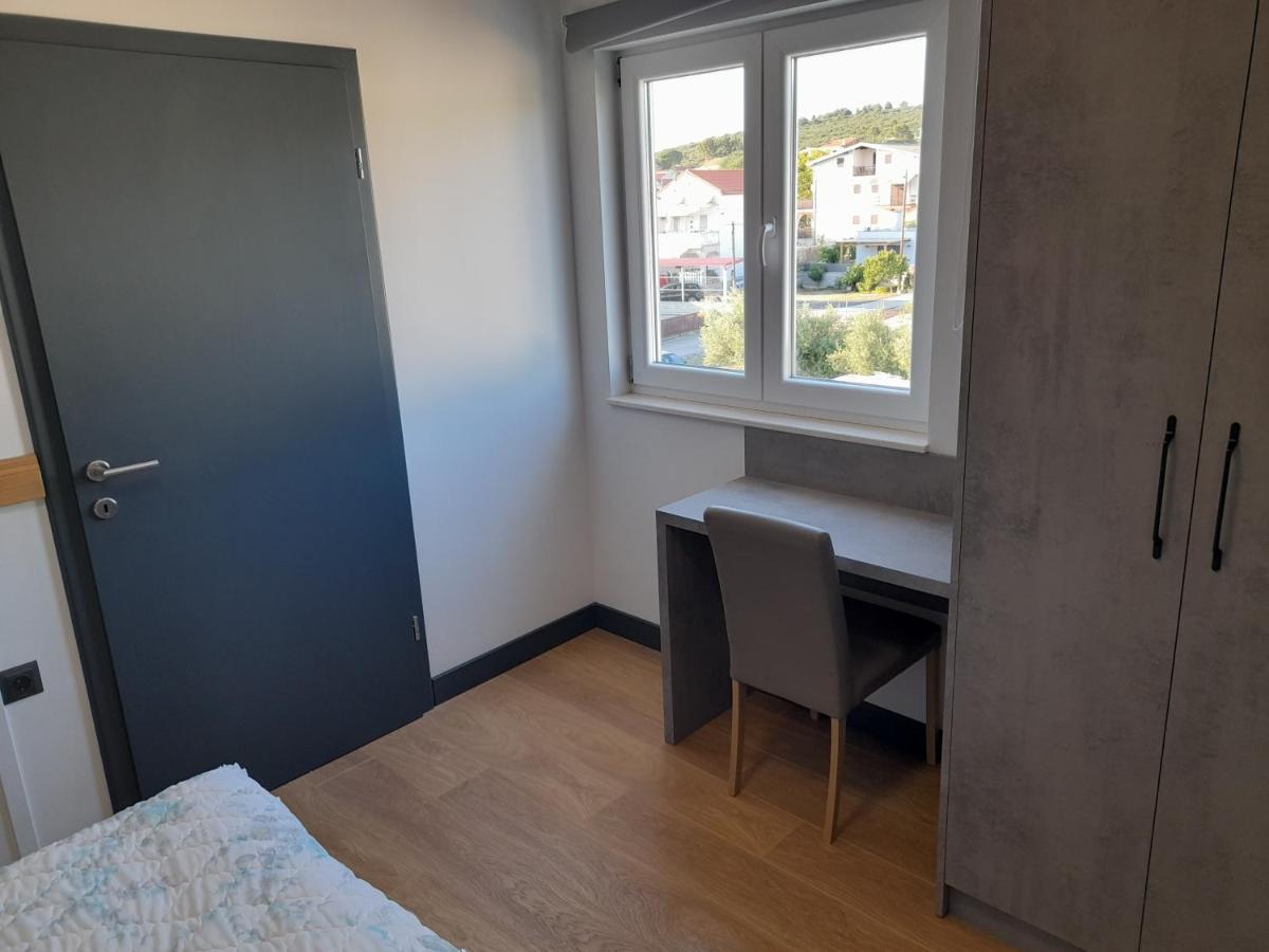 Solmaris Apartments Sukošan Esterno foto