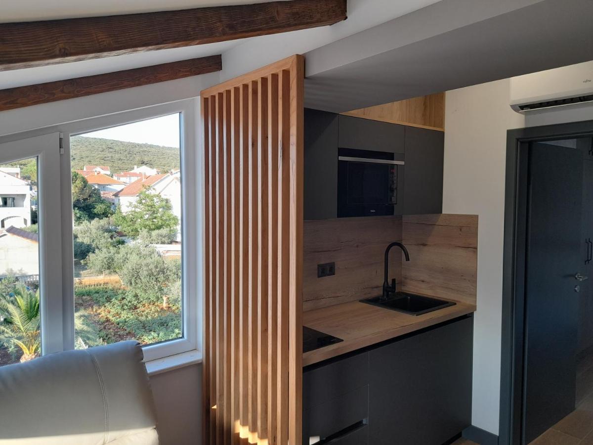 Solmaris Apartments Sukošan Esterno foto