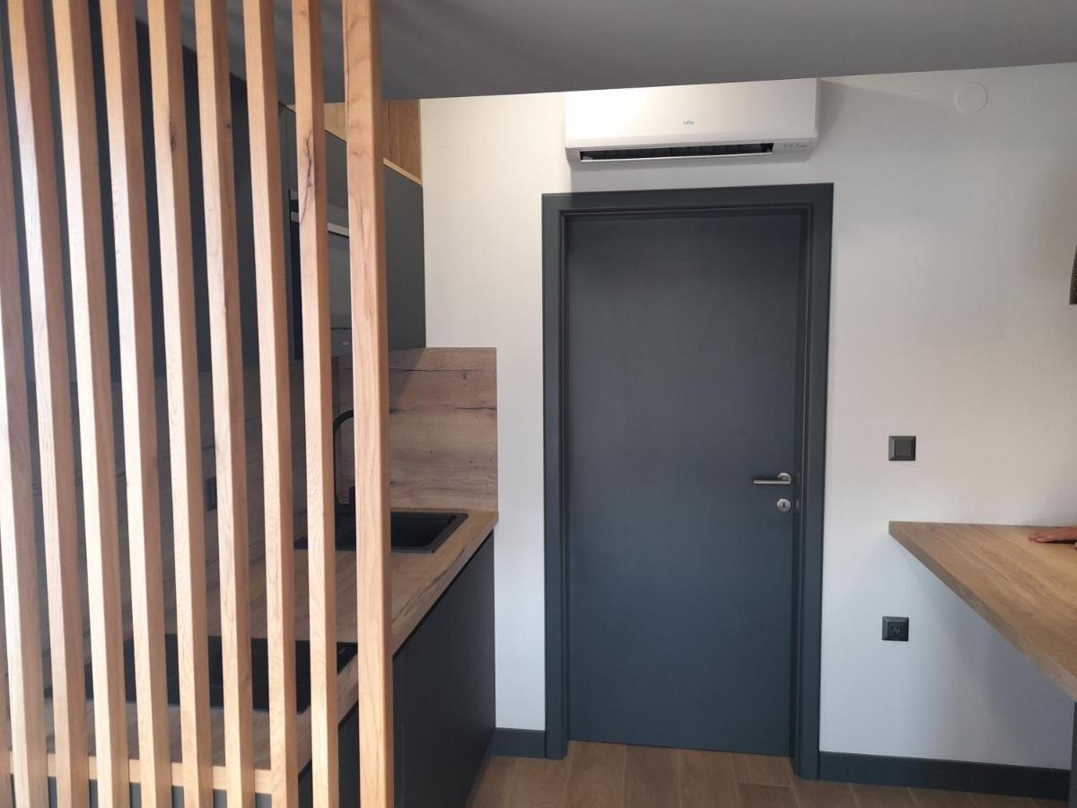 Solmaris Apartments Sukošan Esterno foto