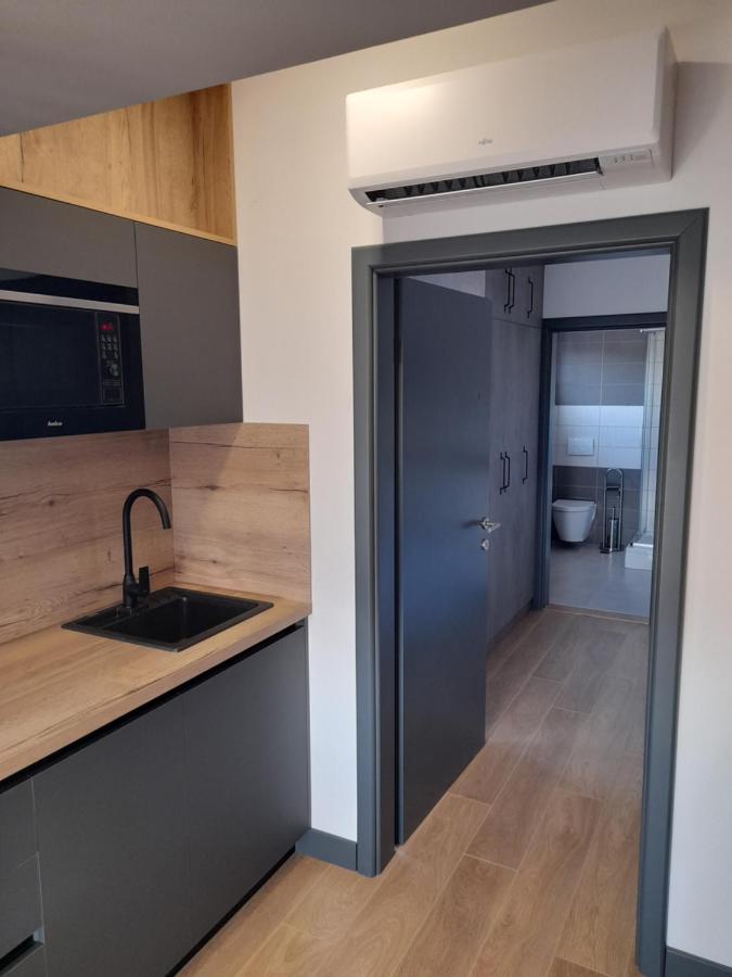 Solmaris Apartments Sukošan Esterno foto