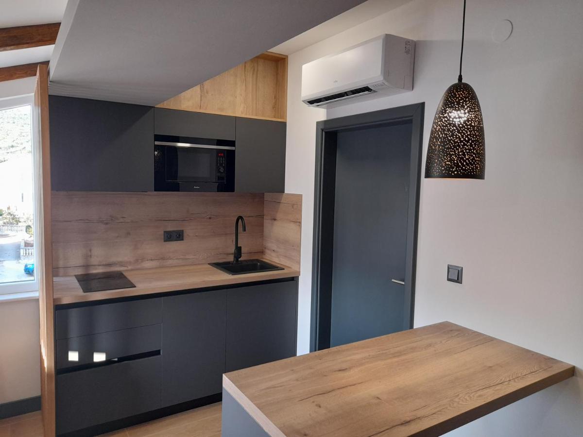 Solmaris Apartments Sukošan Esterno foto