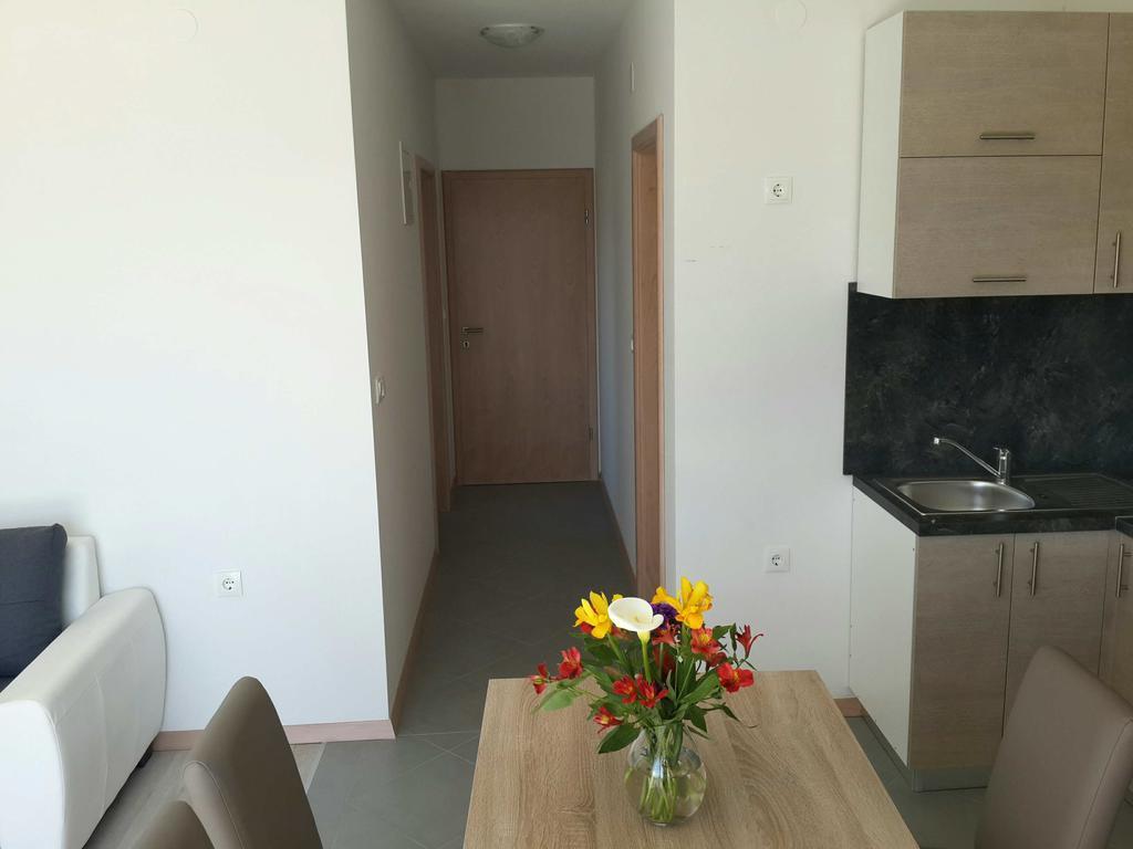 Solmaris Apartments Sukošan Esterno foto