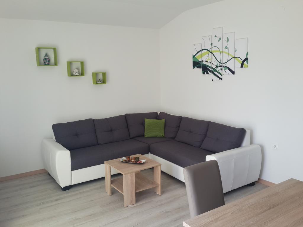 Solmaris Apartments Sukošan Esterno foto