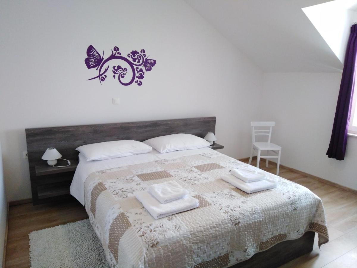 Solmaris Apartments Sukošan Esterno foto